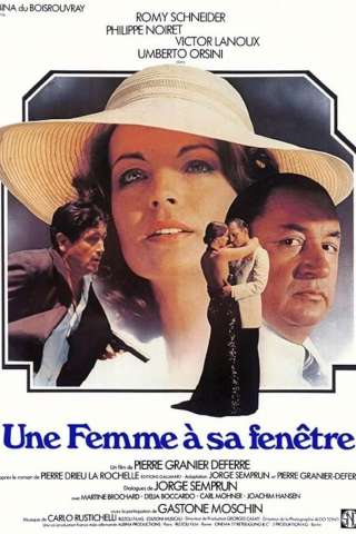 Una donna alla finestra